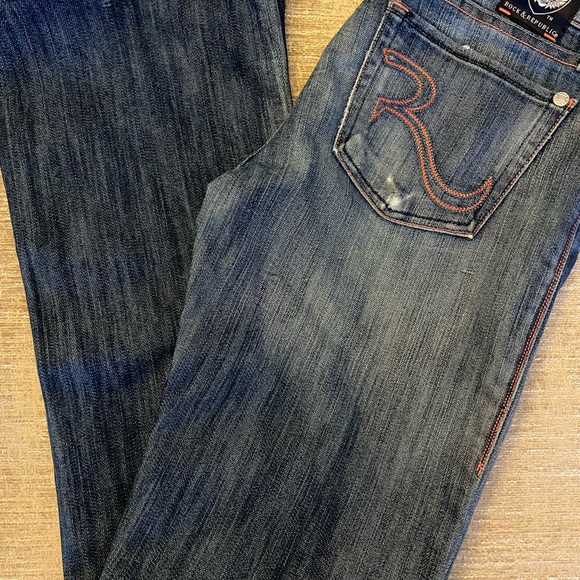 Rock & Republic light wash flair jeans size 27 - Picture 2 of 5